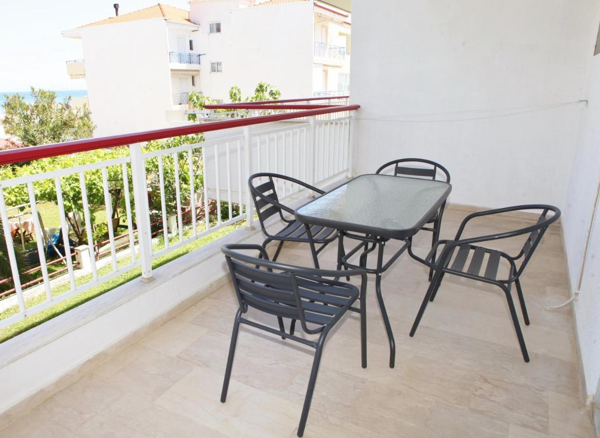 Mike'S Apartments Neoi Poroi Dış mekan fotoğraf
